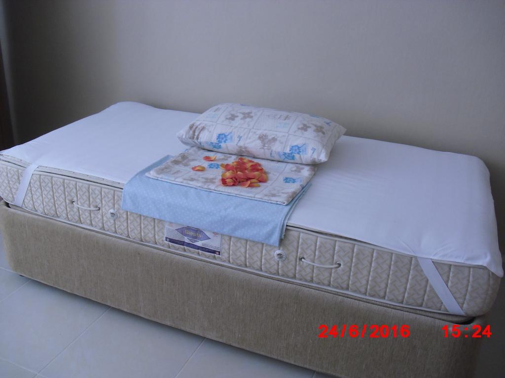 Gaby Apartment Кушадасъ Екстериор снимка